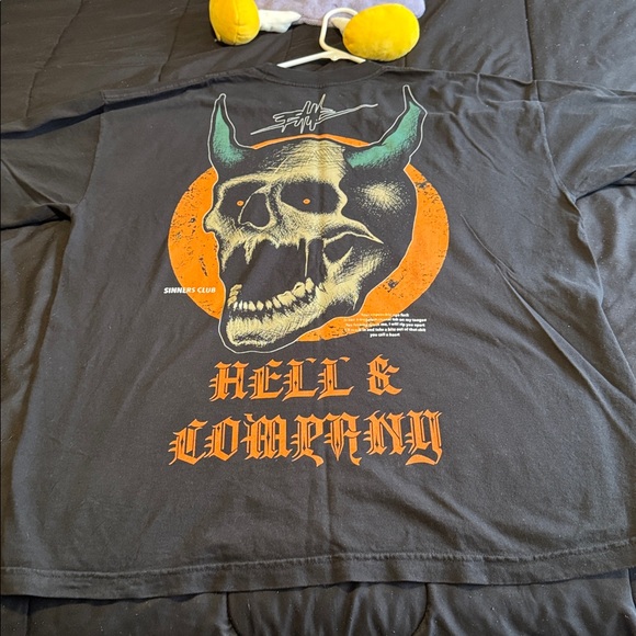 Black Graphic Tee - Picture 6 of 7